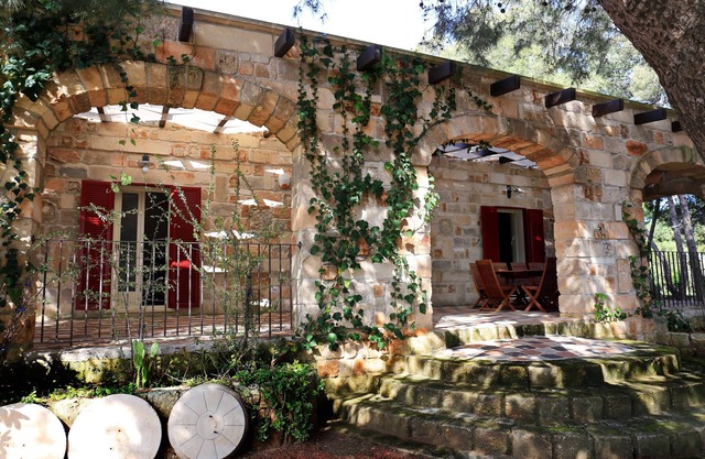 Villa for 8 people in the middle of a tree-covered park of 7000m2