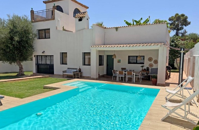 Villa Guadaira, holiday house with pool in Seville southern Spain