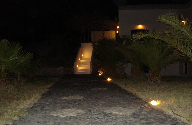 Villa-Hones Relax House- 3 floors-5 bedrooms-pool-BBQ-2000q. m. camp