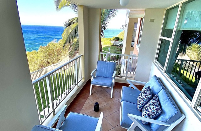 Villa iL moüre: Oceanview with Balcony Bliss
