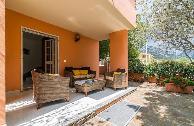 Villa in a quiet location