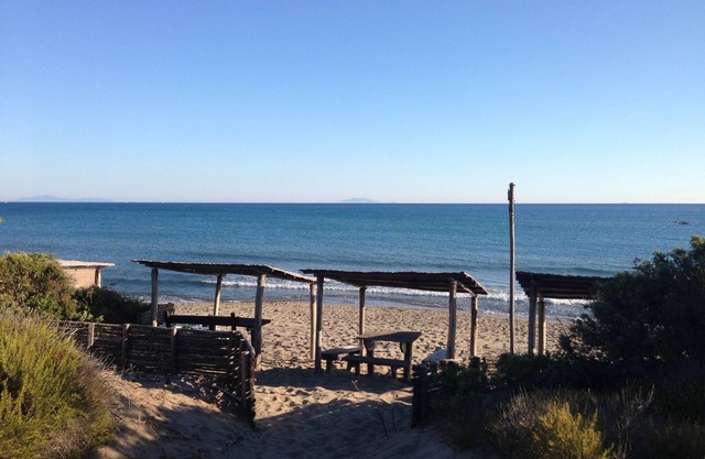 Villa in Roccamare with private beach and garden