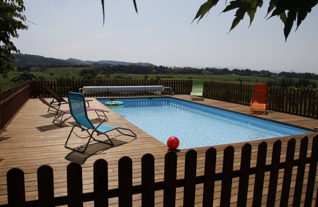 Villa in the heart of the vineyard