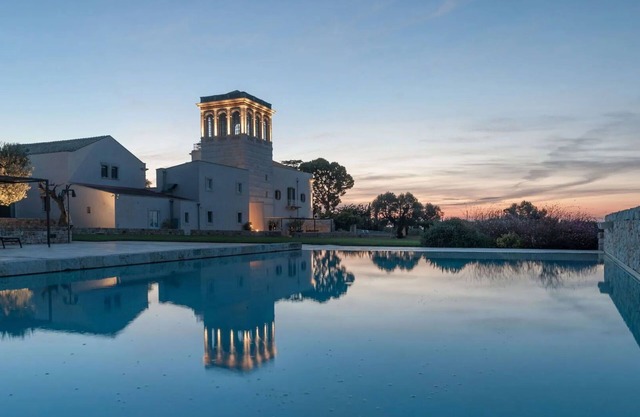 Villa in Triggianello with 10 bedrooms sleeps 20