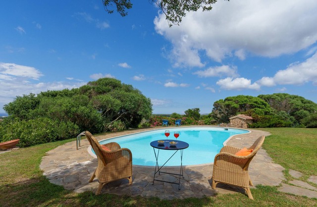 Villa 'Indipendente Con Piscina' with Sea View, Private Pool and Wi-Fi