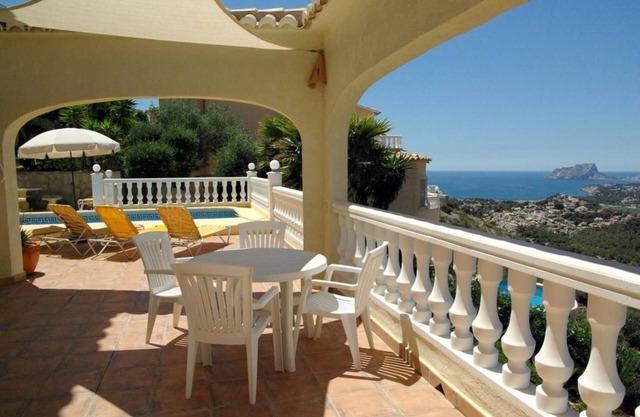 Villa KALI - gigantic view of the sea and the mountains; with private pool