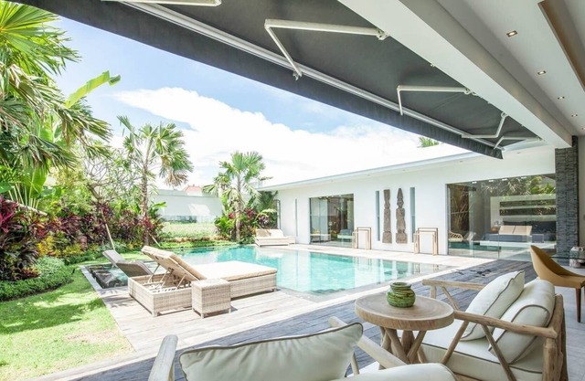 Villa Kamil New 3 BR 800 m to the beach with Pool