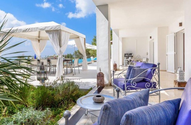 Villa La Casa Romero, in the heart of Ibiza's golden mile
