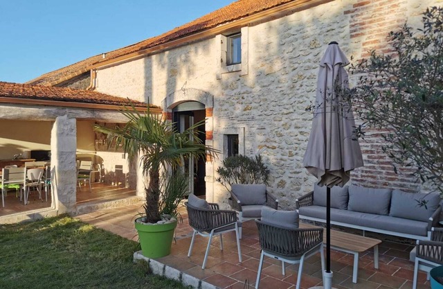 Villa LUCIE - 15mn from the beach | Heated pool | Summer kitchen