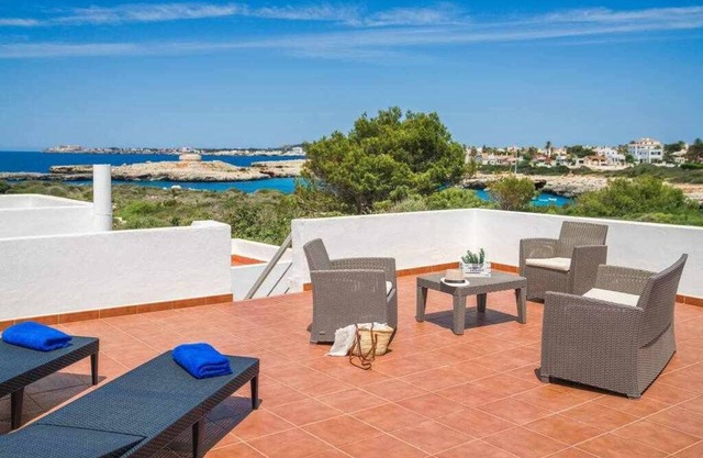 Villa Mascaró | sea views and close to the beach!