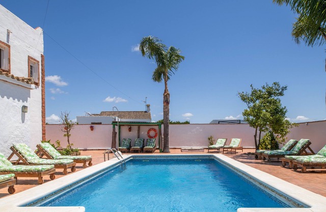 Villa Mayo with private pool - family friendly