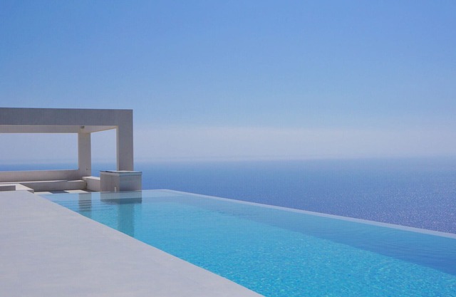 Villa Miracle - recently built with sea views in Roca Llisa