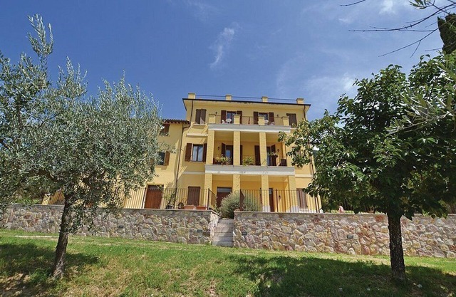 Villa Ovidia: A three-story age-old farm house surrounded by the greenery, with Free WI-FI.