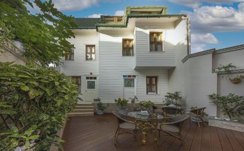 Villa Paradiso Hotel & Spa