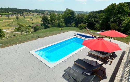 Villa Pine Log by Villas Guide