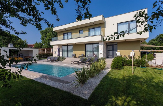 Villa Rossi (Istria - Smoljanci)