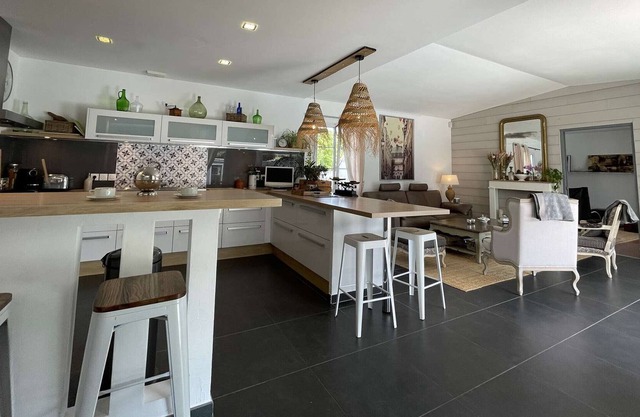 Villa Sainte-Soulle, 4 bedrooms, 8 persons