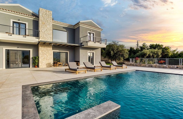 Villa Sunset Bliss| private pool - country views