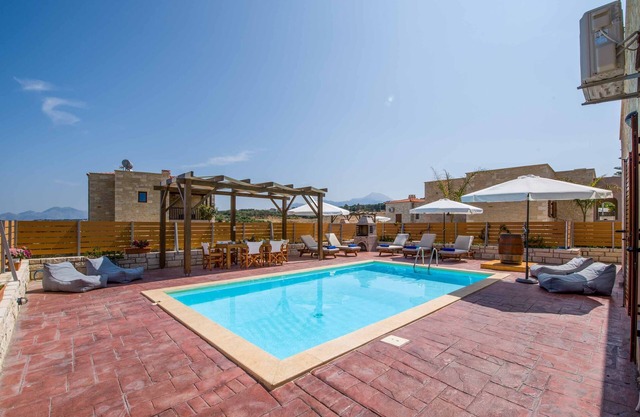 Villa Thalia Klio - Three Bedroom Villa, Sleeps 6
