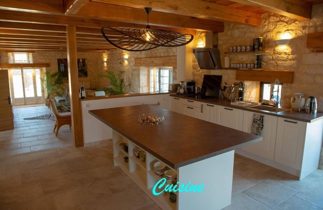 Villa Thun au Coeur des Vignes du Pays Cordais Idéal Famille, Amis et Séminaire