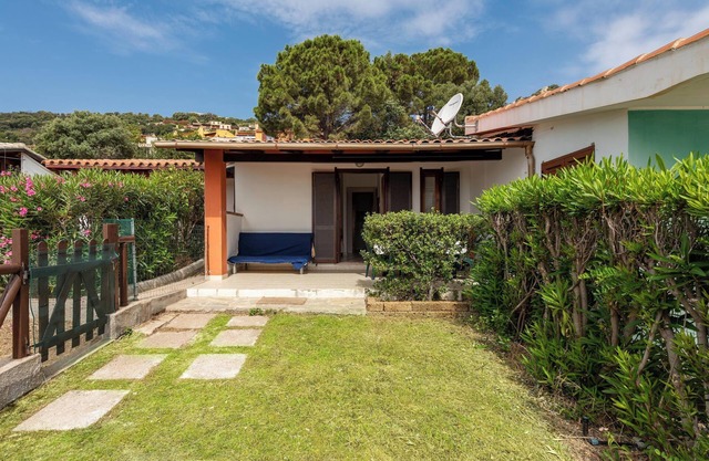 Villa 'Villetta Teresa' with Sea View, Private Garden, Terrace & A/C