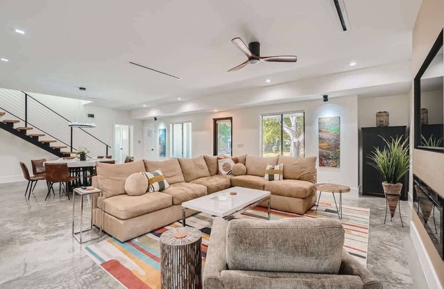 Villa Vogue - Designer Finishes Meet Open Living in Sunshine Park