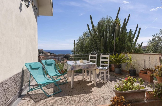Villa with A/C and sea view terrace | V02