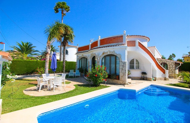 Villa with lawn garden Els Poblets Ilona