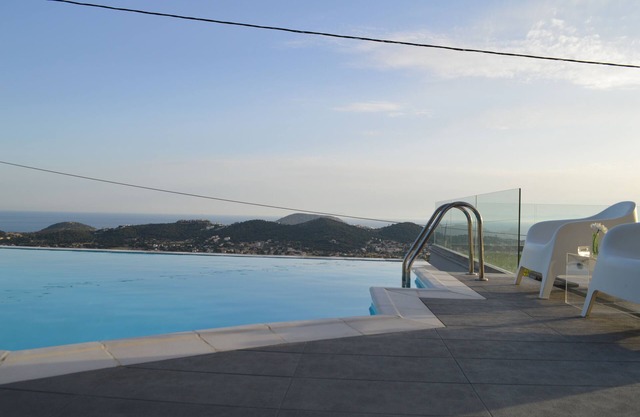 Villa with pool in Anavyssos - View to Saronikos