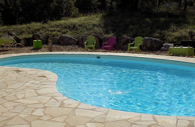 Villa with swimming pool, near Porto-Vecchio and beach, 2 bedrooms, sleeps 6