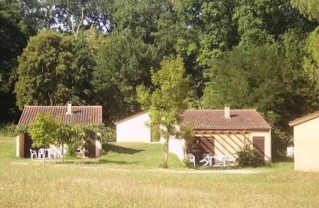 Village Camping LES VIGNES * - Cottage 4 people