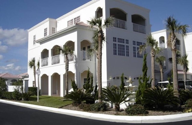 Villas of Ocean Gate, Great Beachfront in St Augustine Beach