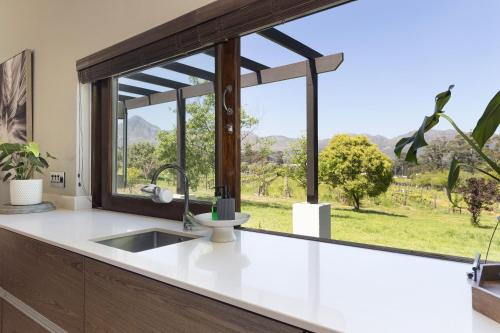 Vineyard Manor at 13 Vines by HostAgents