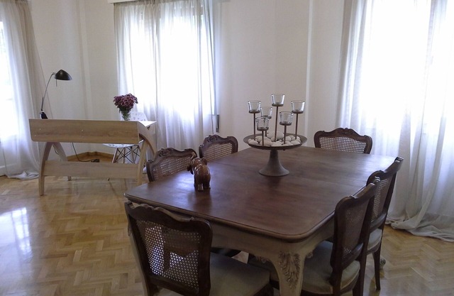 Vintage chic apartment near the sea