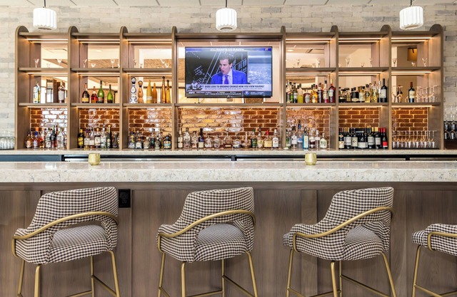 voco The Clair Cincinnati Downtown by IHG