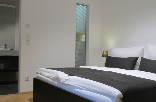 Vogelparadies Neusiedler See /Lange Lacke - National Park Center Illmitz -Therme