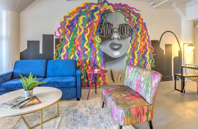 Loft Wlk City Mu Aquarium 