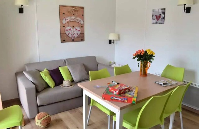 VVF Les Ecrins Champsaur * - 2 Room Gite 6 People 1 baby