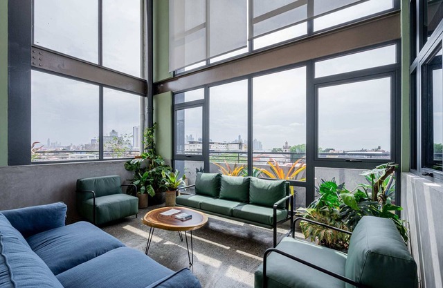 w* | Divine 1BR w/Great Balcony in Casco View