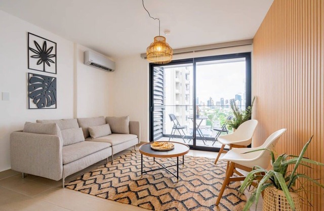 w* | Fascinating 1BR in San Francisco