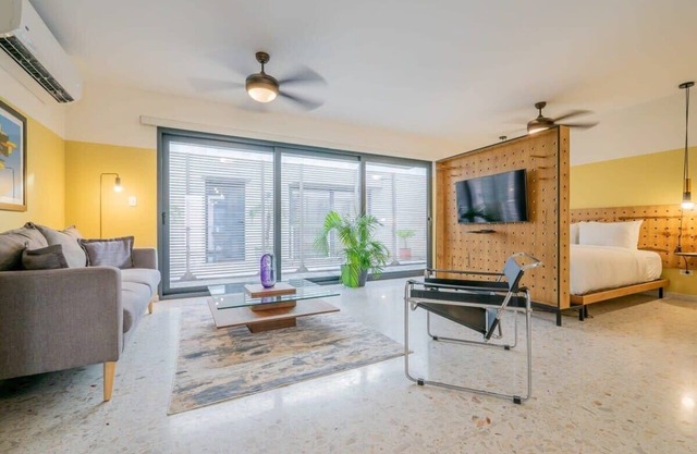 w* | Pleasant 1BR in Casco Antiguo
