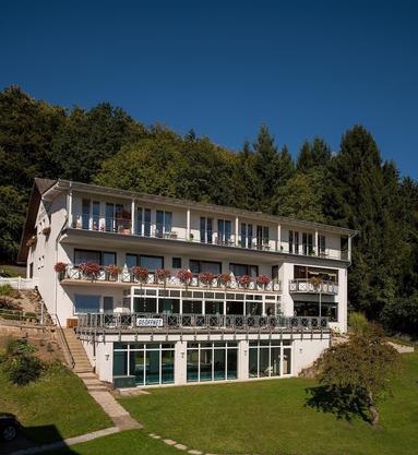 Waldhotel Wiesemann und Appartmenthaus Seeschwalbe am Edersee
