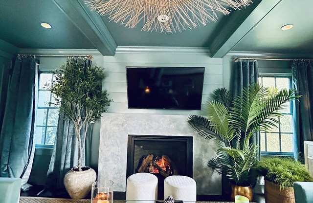 Walkable Designer Home in East Hampton Village!