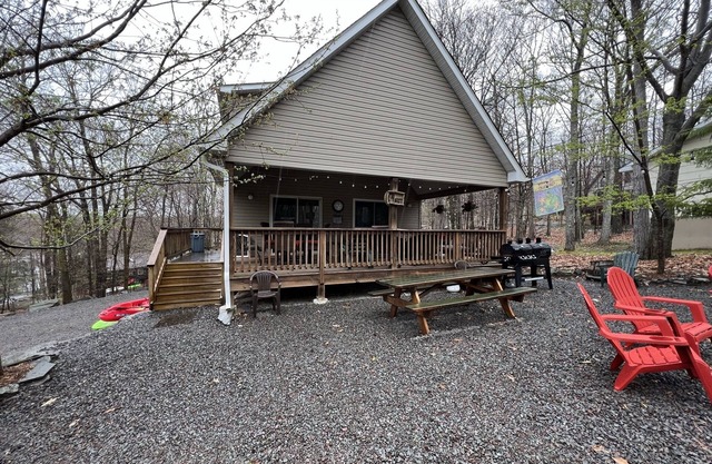 Wallenpaupack Lake Estates Mountain Retreat