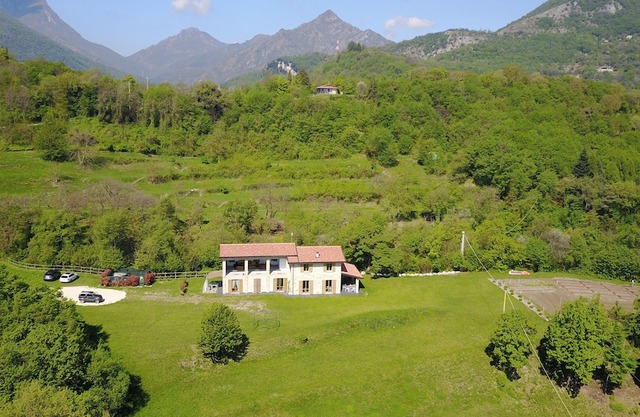 Walnut apartment in Agriturismo Casa del Castagneto