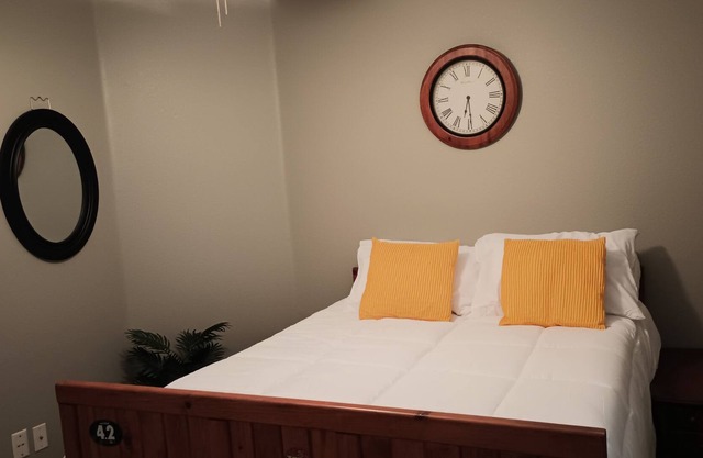 Warm inviting escape on the edge of town.