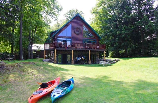 Water front log home