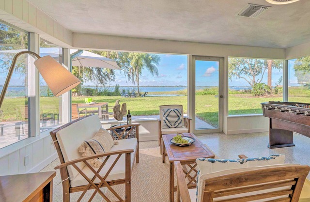 Waterfront Lake Dora Escape w/Private Dock & Slip