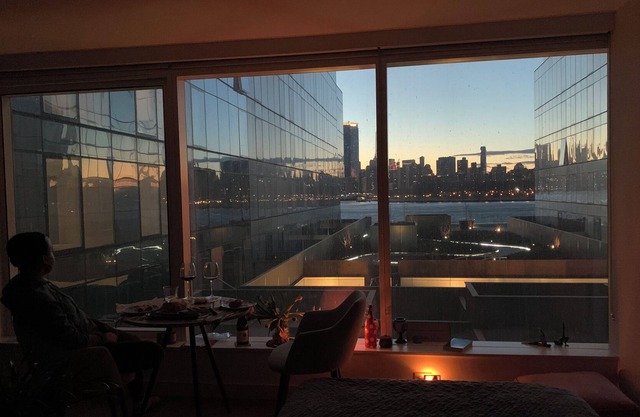 Waterfront / Water View Modern Apartment