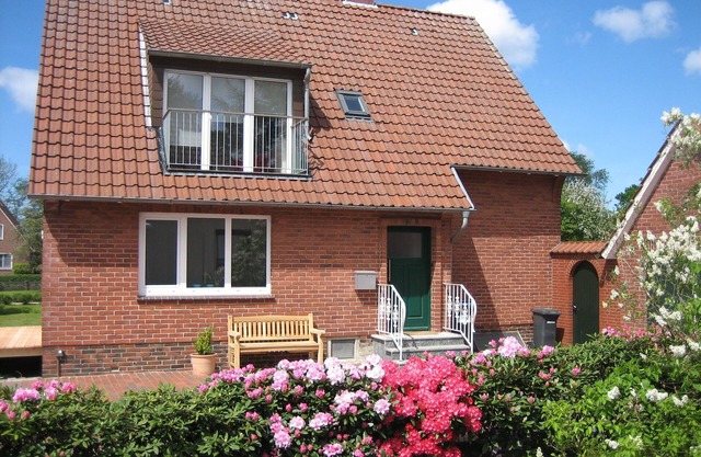 Wattkante Burhave, Apartment Hans & Grete (upper floor): 62 sqm, near the beach